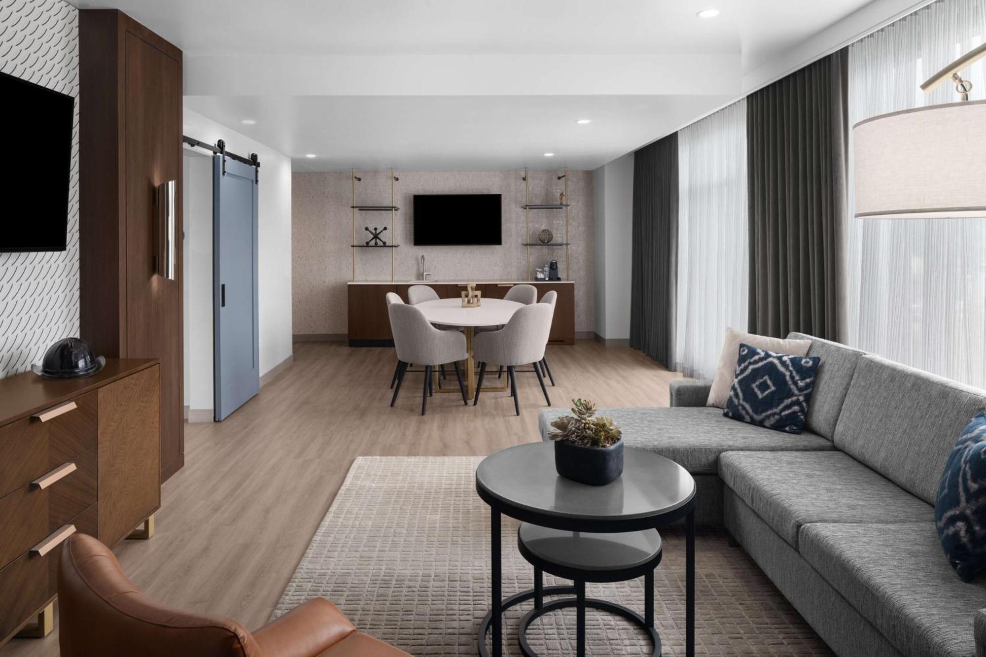 Hotel West & Main Conshohocken, Tapestry Collection Hilton 外观 照片