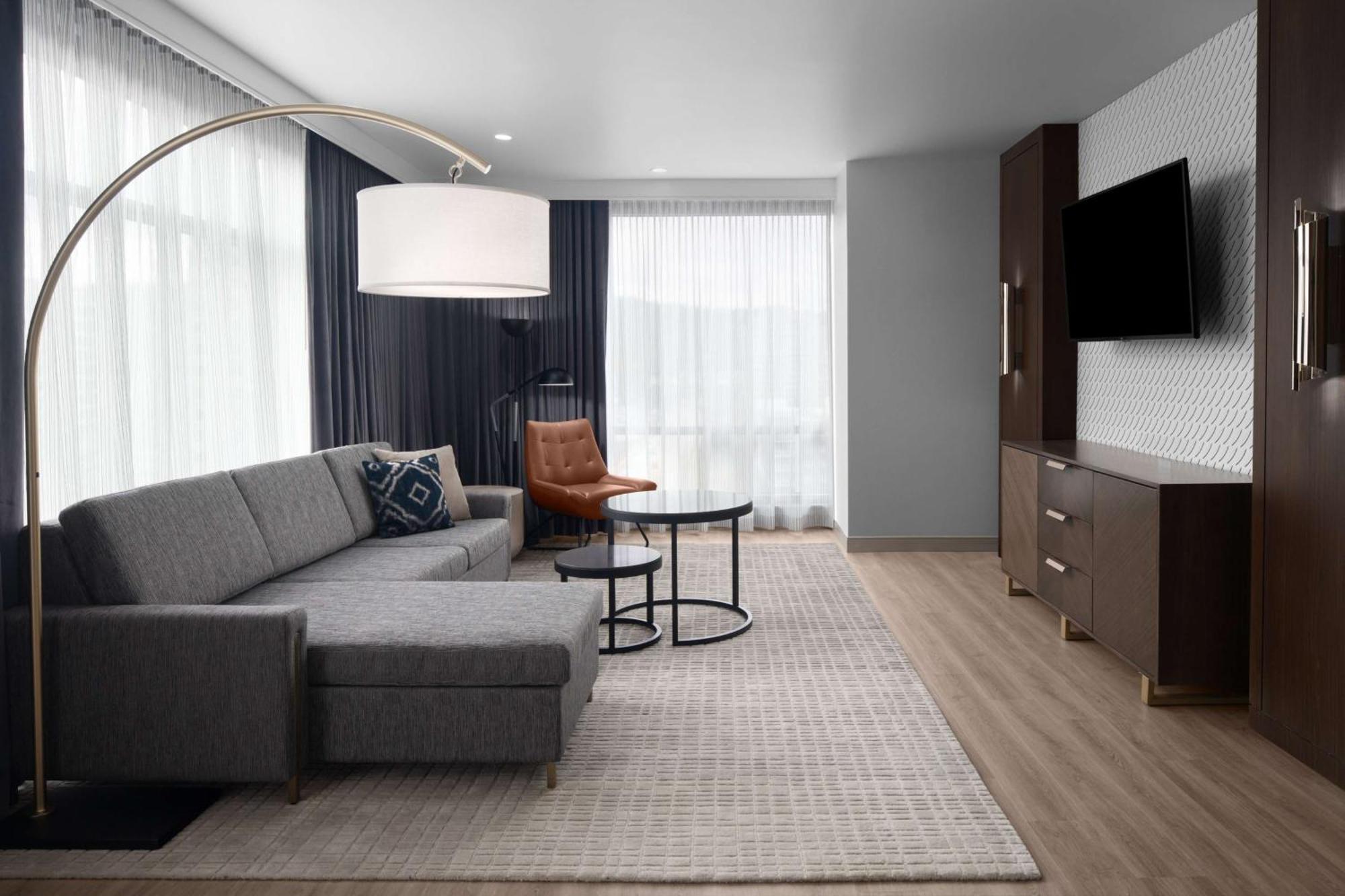 Hotel West & Main Conshohocken, Tapestry Collection Hilton 外观 照片
